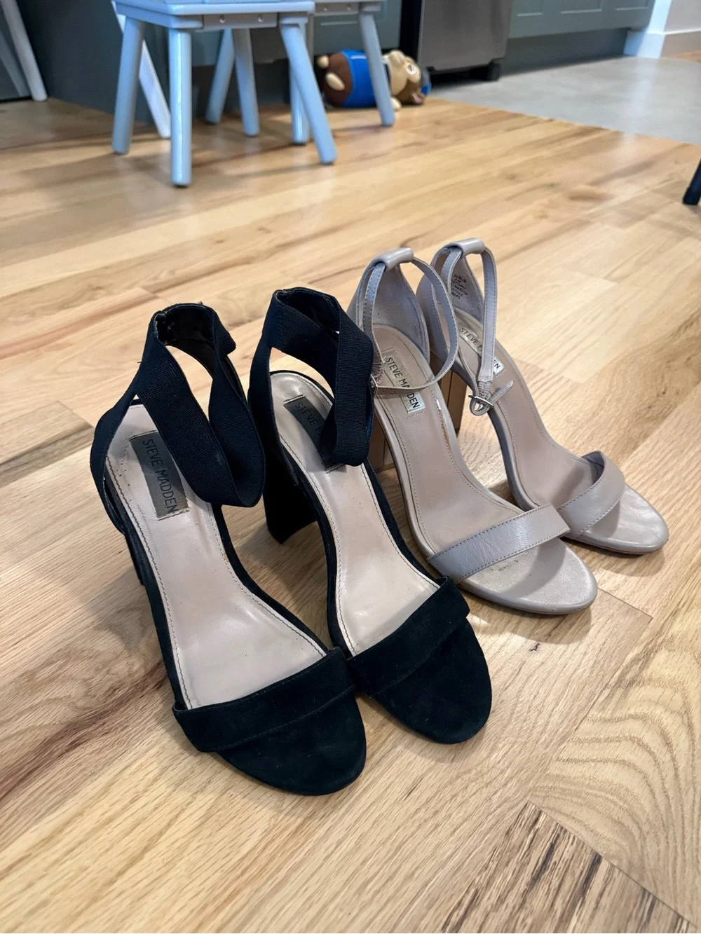 Steve Madden pair steve